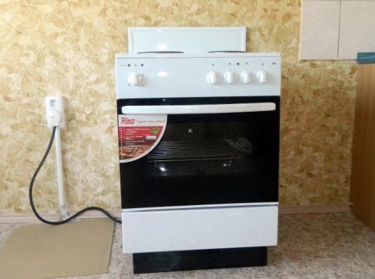 Установка электрической плиты в Лесне от Мастер24 — монтаж под ключ, цена от 1559 руб