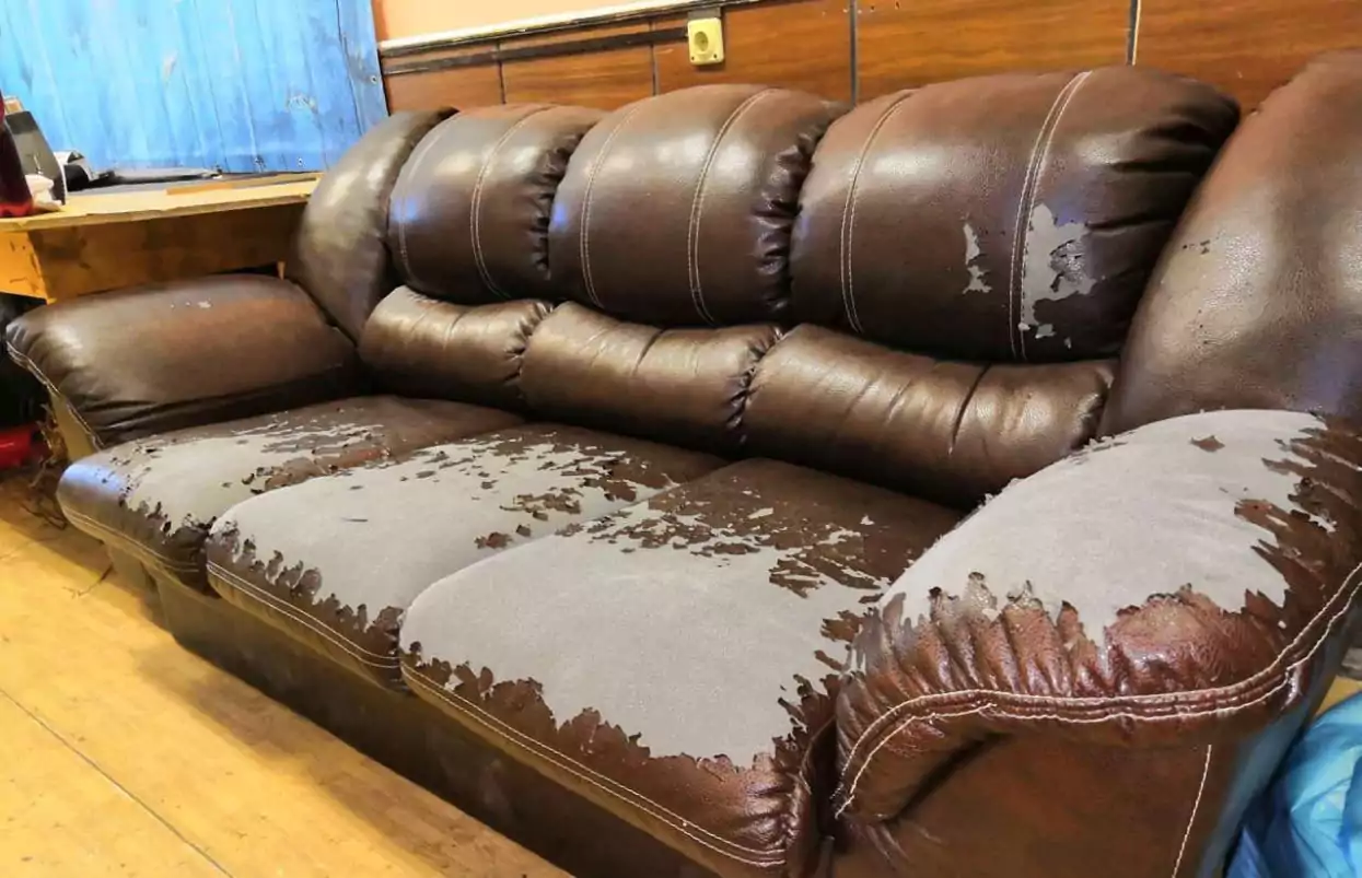 Перетяжка мебели в Лесне в октябре