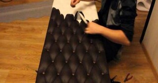 Обивка двери дерматином в Лесне — замена, отделка, утепление, цены от 1040 руб., Мастер24