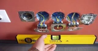 Установка розеток в Лесне в октябре