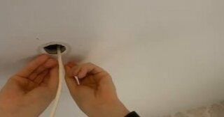 Установка люстры в Лесне в октябре