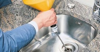Устранение засоров в трубах и канализации в Лесне в октябре